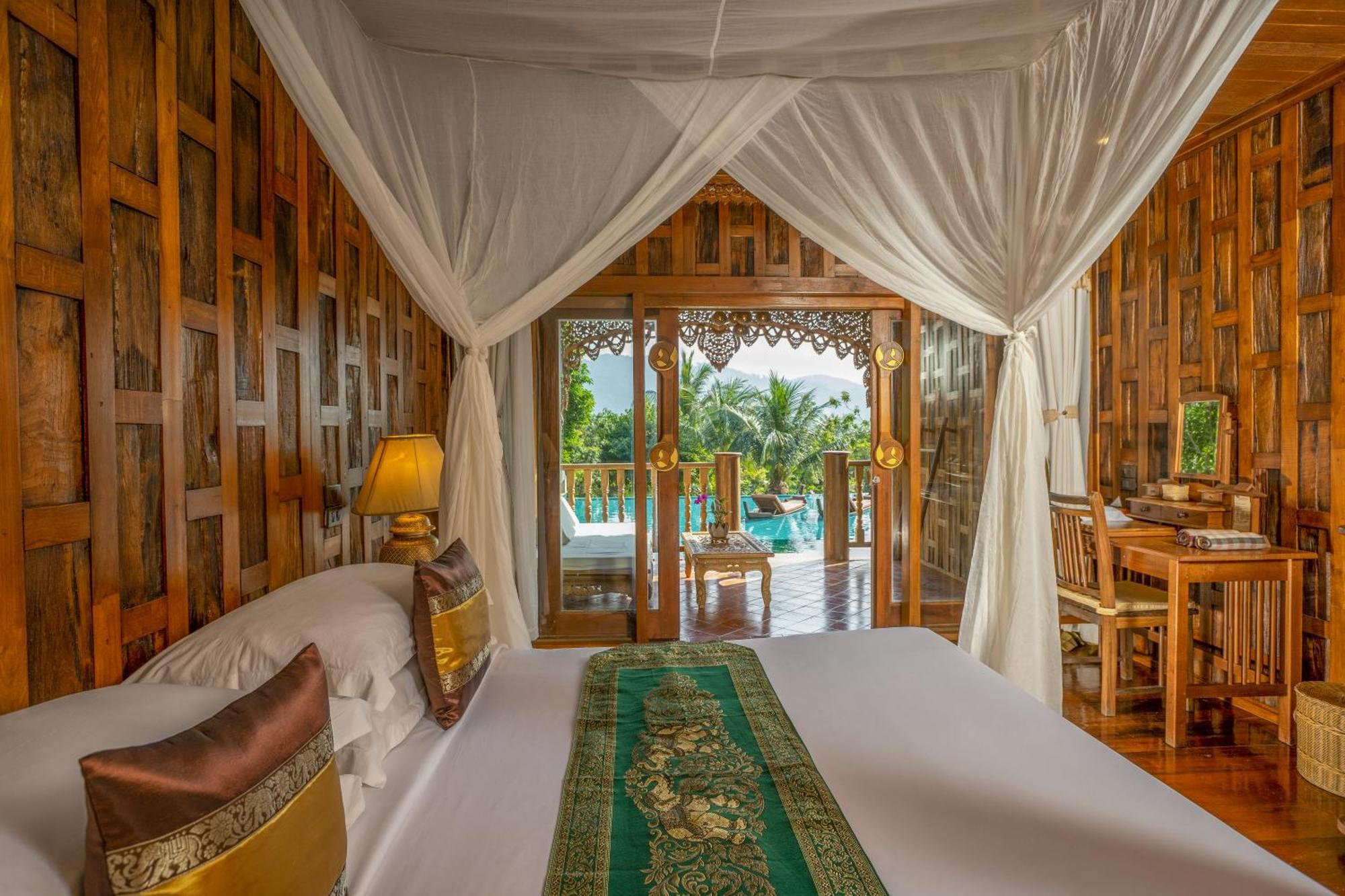 Santhiya Koh Phangan Resort And Spa Exterior photo A bedroom at the resort