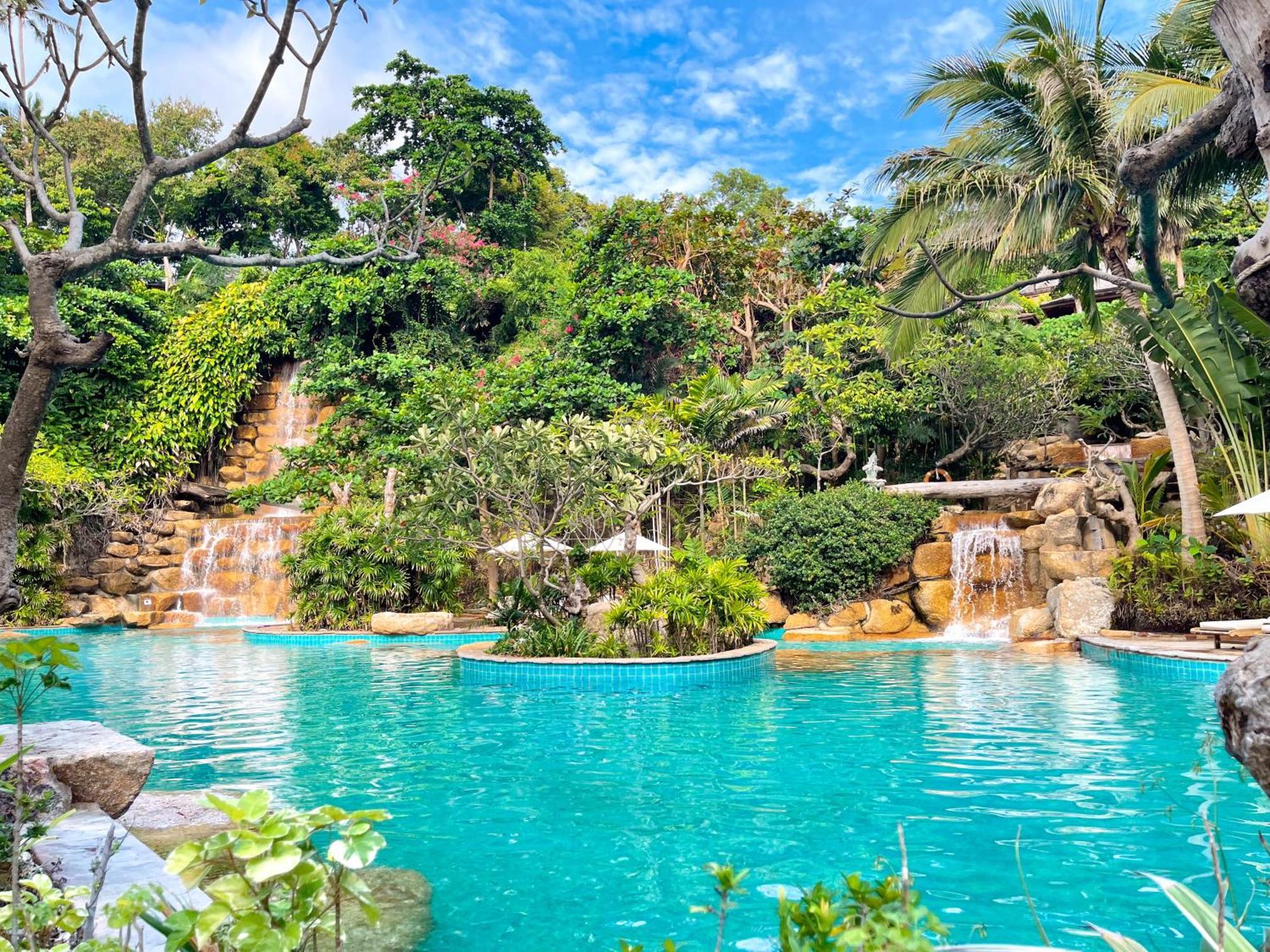 Santhiya Koh Phangan Resort And Spa Exterior photo The pool at the Falls