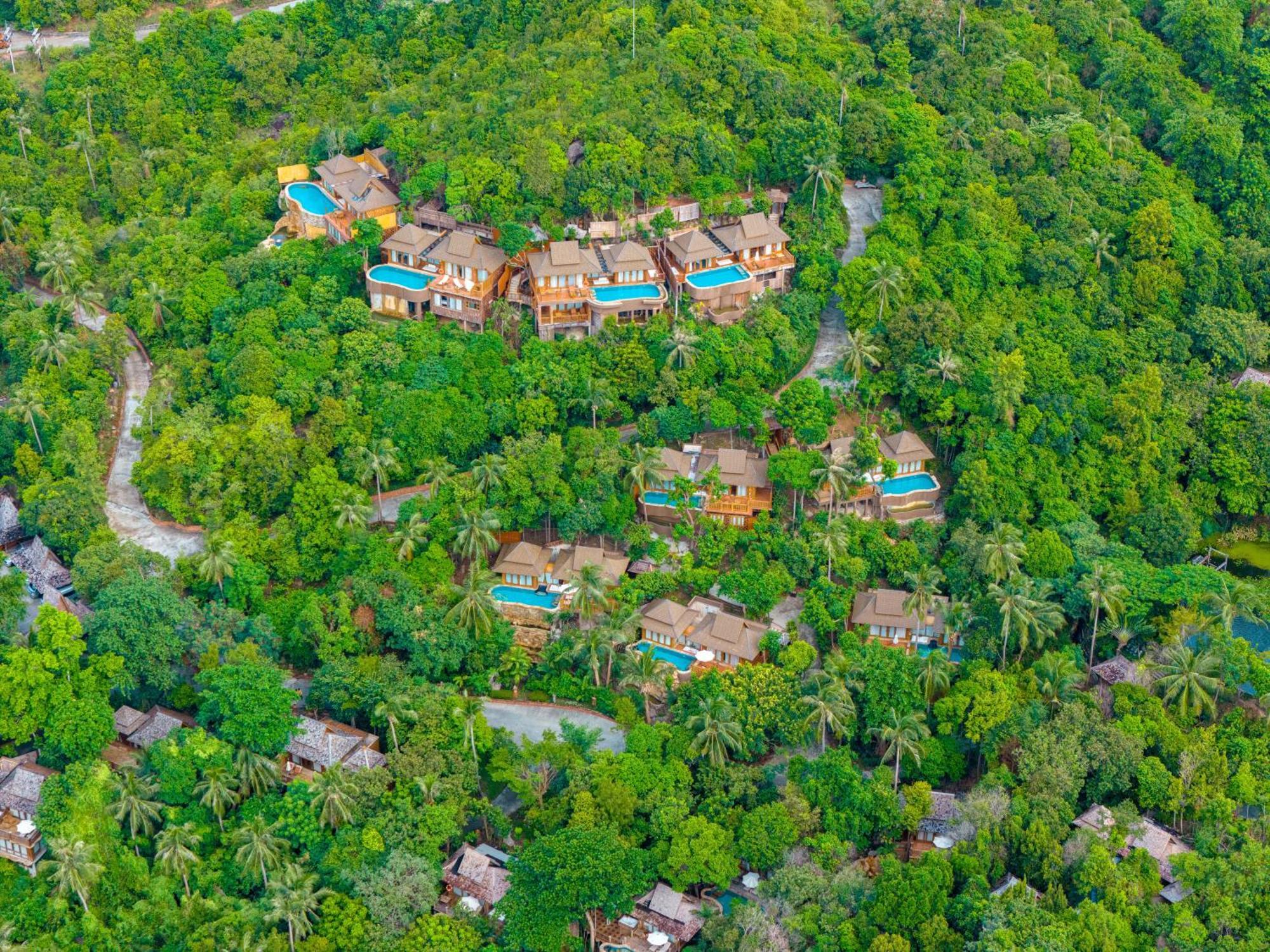 Santhiya Koh Phangan Resort And Spa Exterior photo Aerial view of the resort