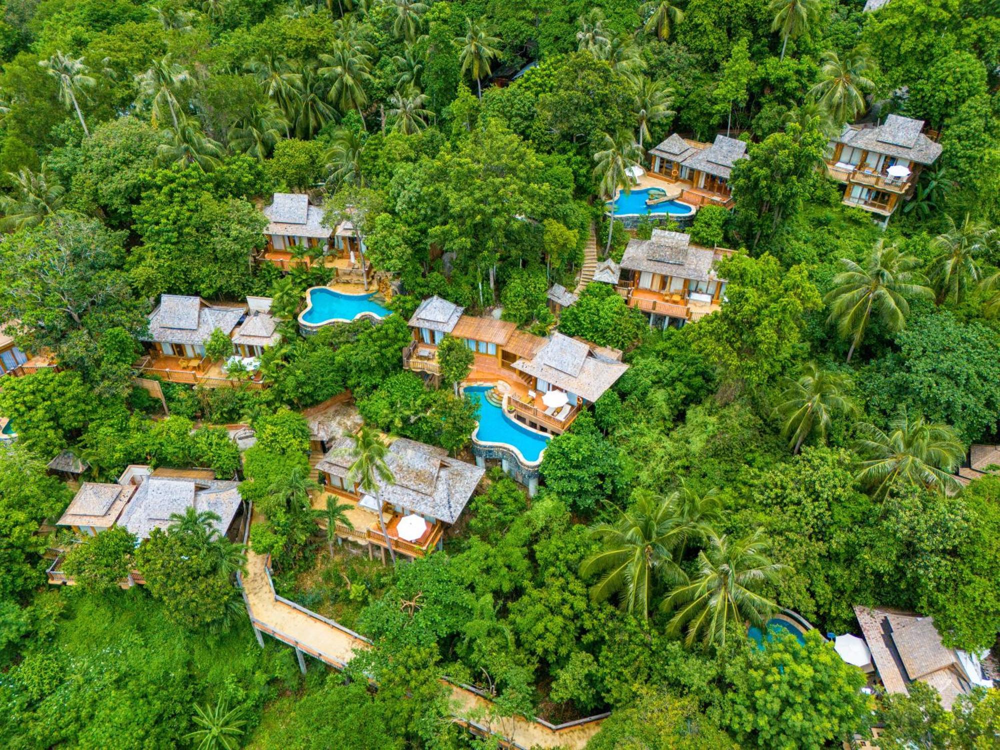 Santhiya Koh Phangan Resort And Spa Exterior photo Aerial view of the resort